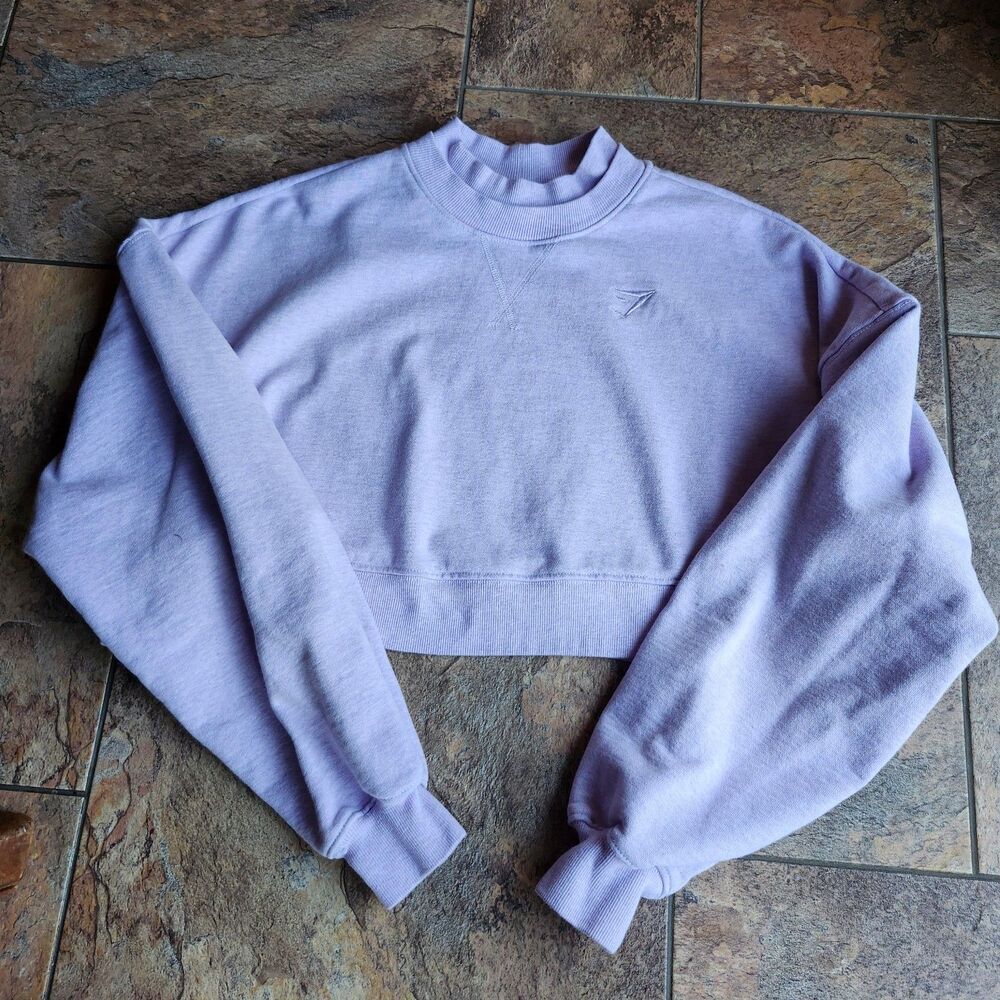 (L) Gymshark crewneck